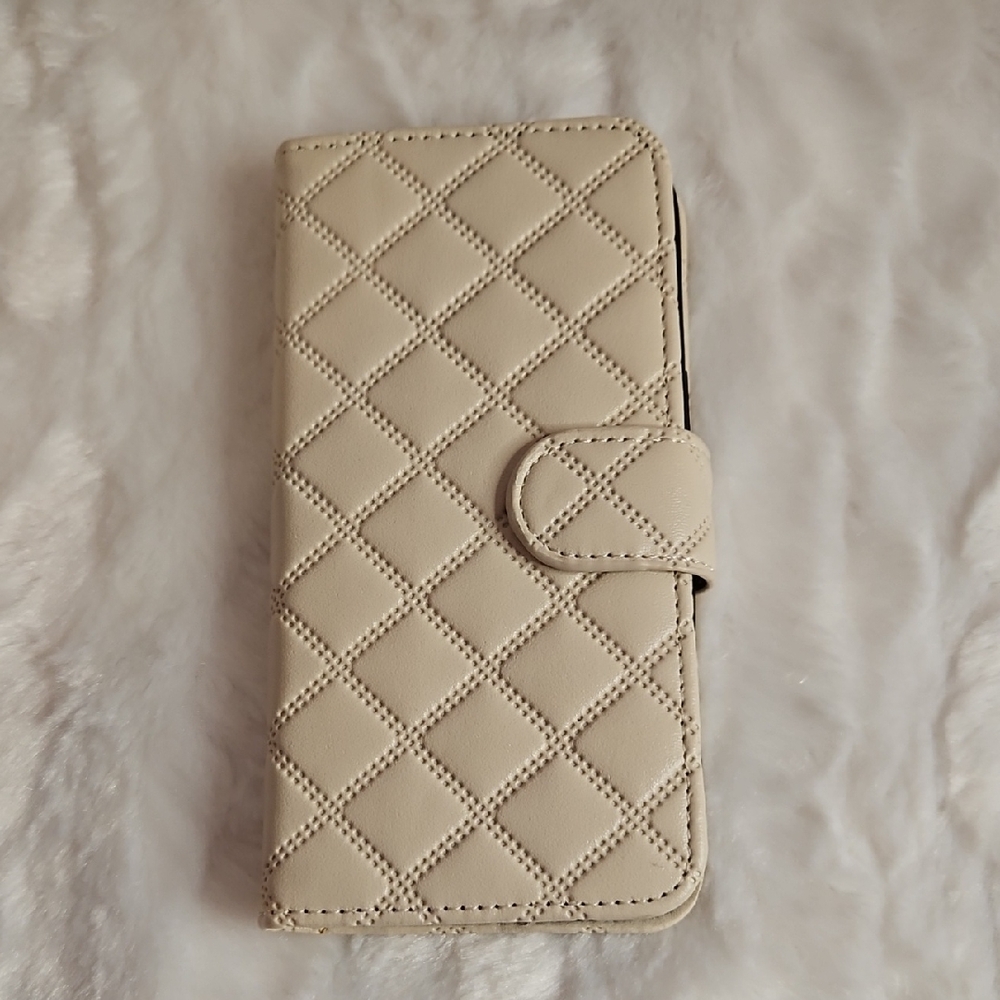 Quilted Beige Wallet Iphone 14 Case